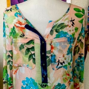 Beautiful Arrata top size S - EUC